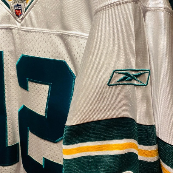 Reebok Authentic Green Bay Packers Aaron Rodgers stitched Jersey - Picture 6 of 9